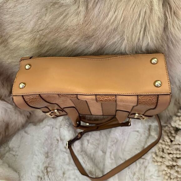 Nine West  Women's Tan Leather Shoulder Bag Adjustable Strap Medium - Picture 5 of 11